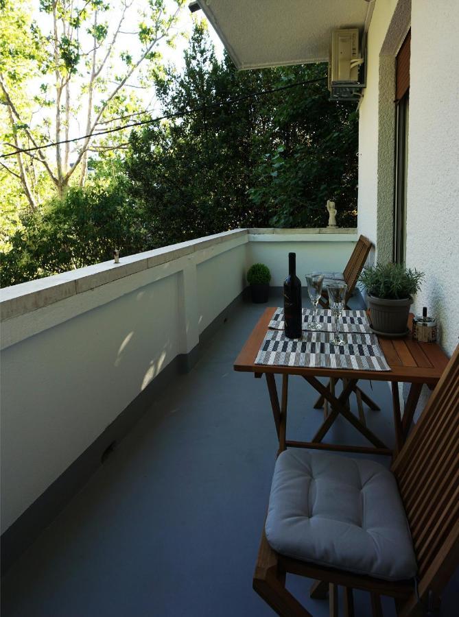Deluxe Apartment Joia With Balcony On The Beach Bacvice, Free Parking, Old Town, Near Ferry Port Split Bagian luar foto