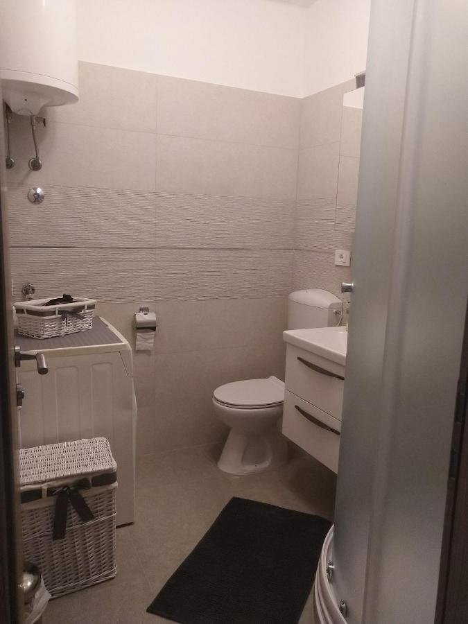 Deluxe Apartment Joia With Balcony On The Beach Bacvice, Free Parking, Old Town, Near Ferry Port Split Bagian luar foto